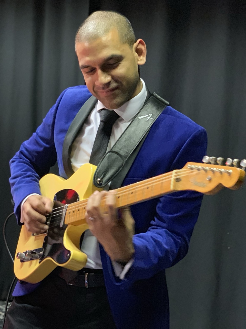 Rol performing at a private party in the greater toronto area